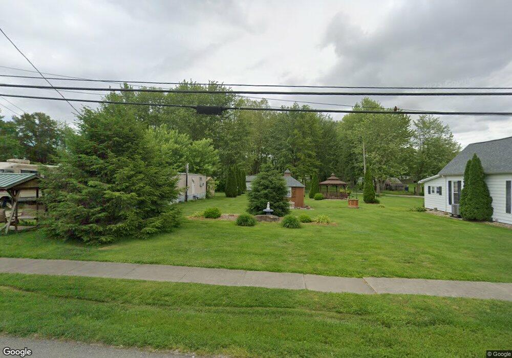 906 N Line St, Loogootee, IN 47553 - photo 1