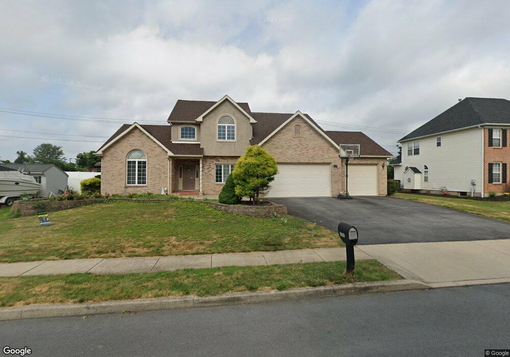 2582 Augusta Dr, Whitehall, PA 18052 - photo 1