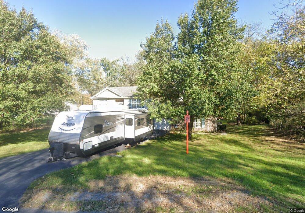 51 Chimney Dr, Bunker Hill, WV 25413 - photo 1