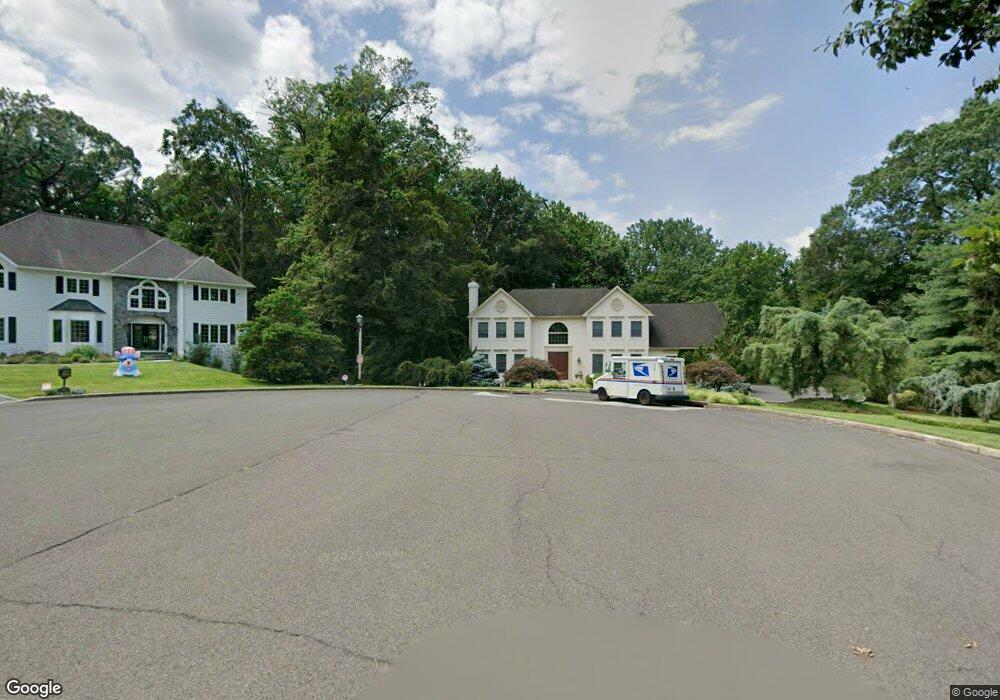 524 Pondview Rd, Jenkintown, PA 19046 - photo 1