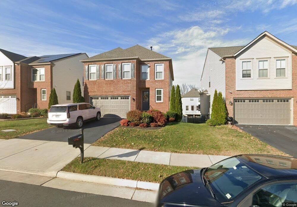 42416 Leeds Field Dr, Chantilly, VA 20152 - photo 1