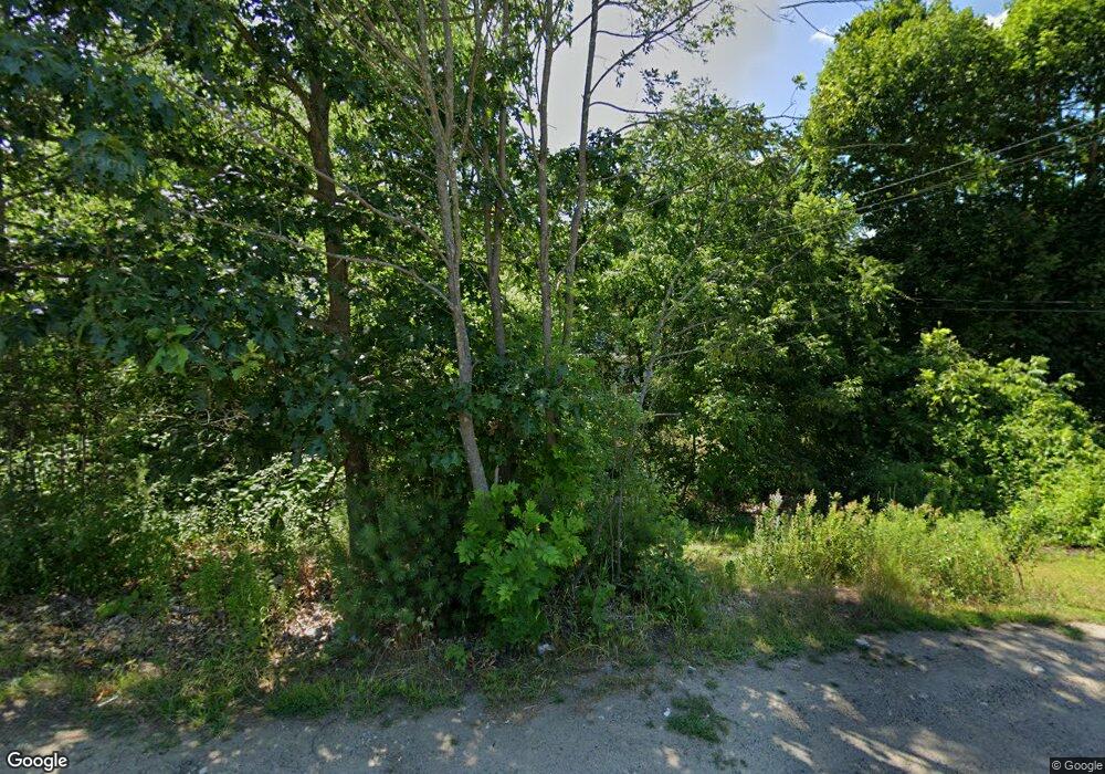 664 Edgell Rd, Framingham, MA 01701 - photo 1