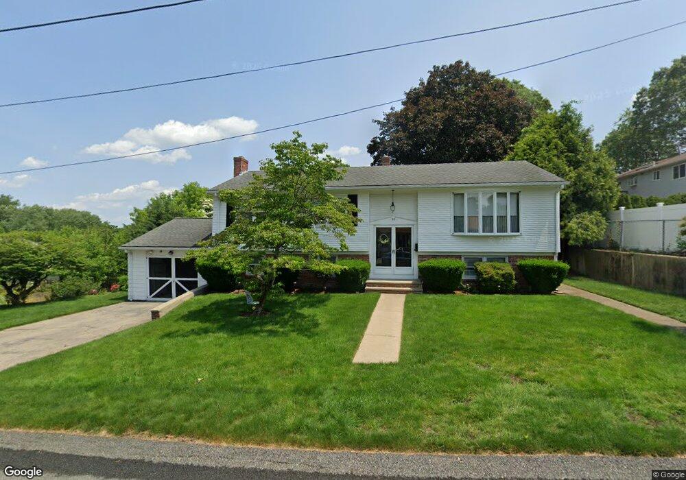 22 Usher Ave, Cranston, RI 02920 - photo 1