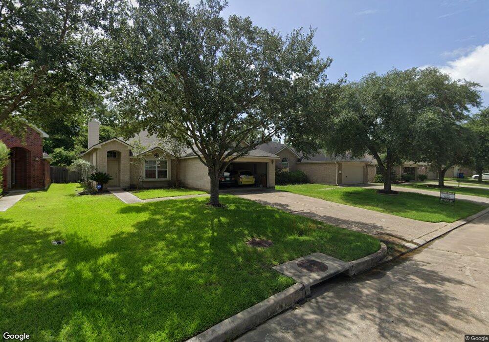 11911 Belle Ct, Pinehurst, VT 77362 - photo 1