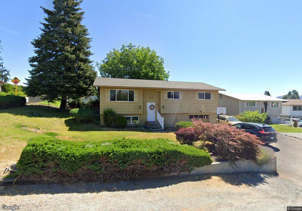 707 N Larch Ct, East Wenatchee, WA 98802 - photo 1