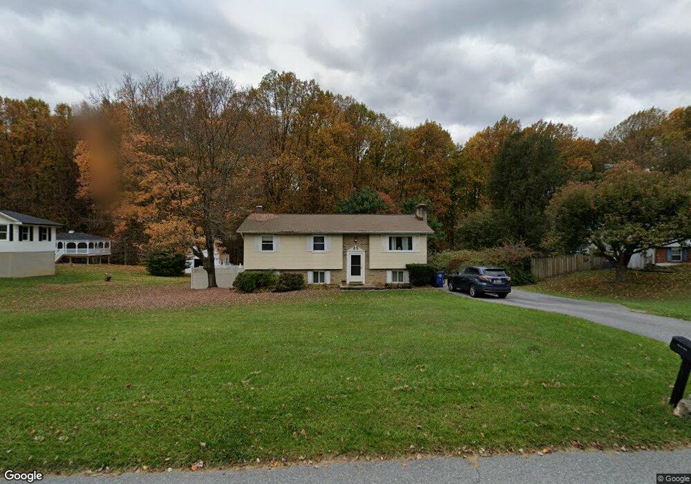 5816 Dale Dr, Sykesville, MD 21784 - photo 1