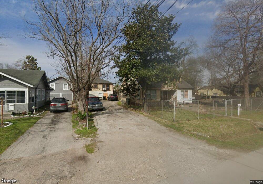 807 King St, Houston, TX 77022 - photo 1