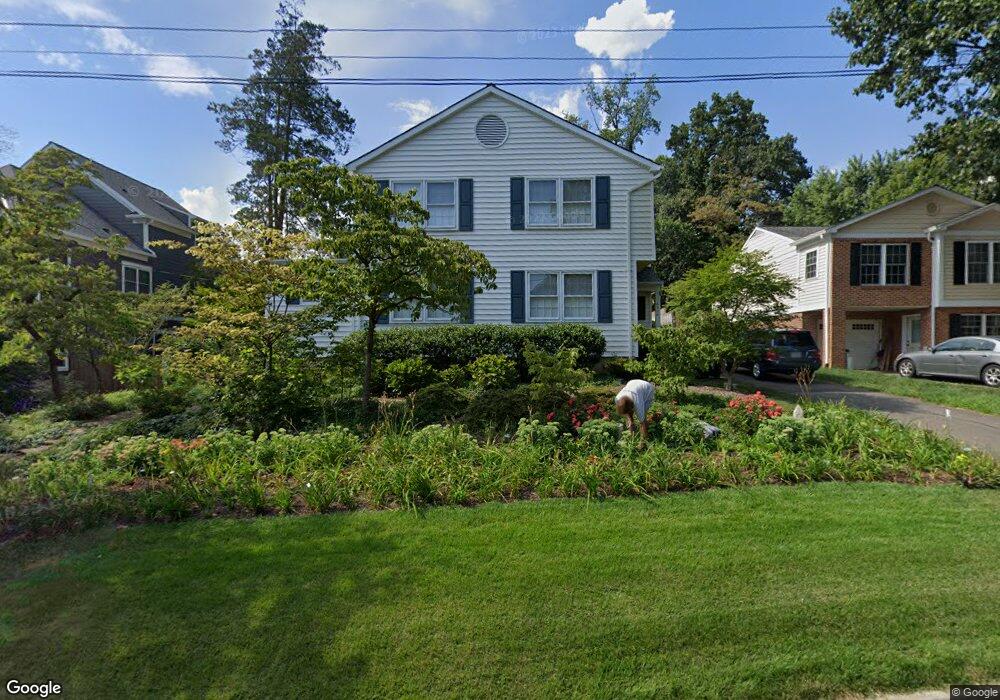 6906 Sycamore St, Falls Church, VA 22046 - photo 1