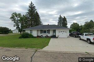 717 2nd St E, Napoleon, ND 58561