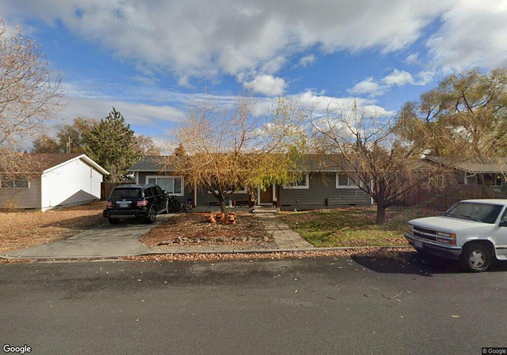 1424 NW Canyon Dr, Redmond, OR 97756 - photo 1