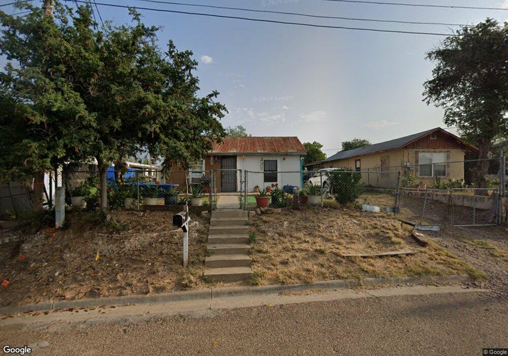 610 Reynolds St, Laredo, TX 78040 - photo 1