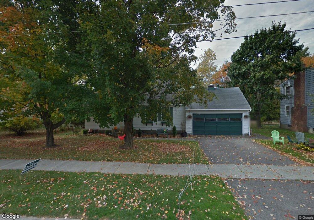 56 Sandy Ln, Burlington, VT 05408 - photo 1