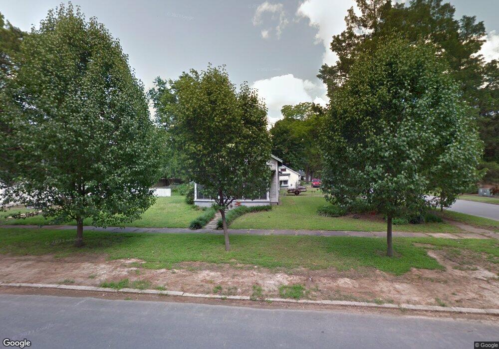 611 S Grand Ave, Stuttgart, AR 72160 - photo 1