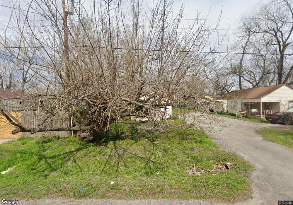 3921&3923 Melbourne St, Houston, TX 77026 - photo 1