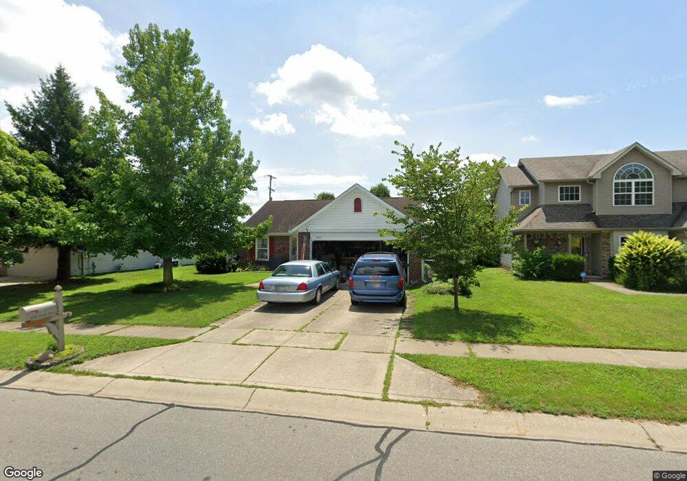 1025 Oak Leaf Rd, Franklin, IN 46131 - photo 1