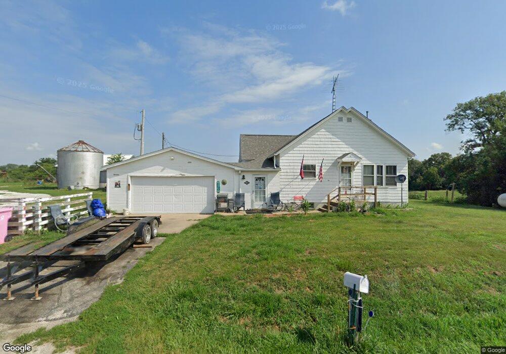 1552 Literberry Triopia Rd, Arenzville, IL 62611 - photo 1