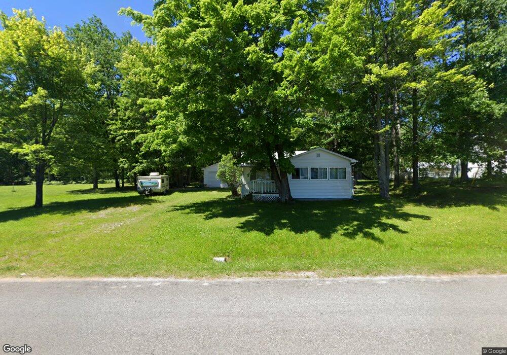 641 N Lakeview Dr, Hale, MI 48739 - photo 1