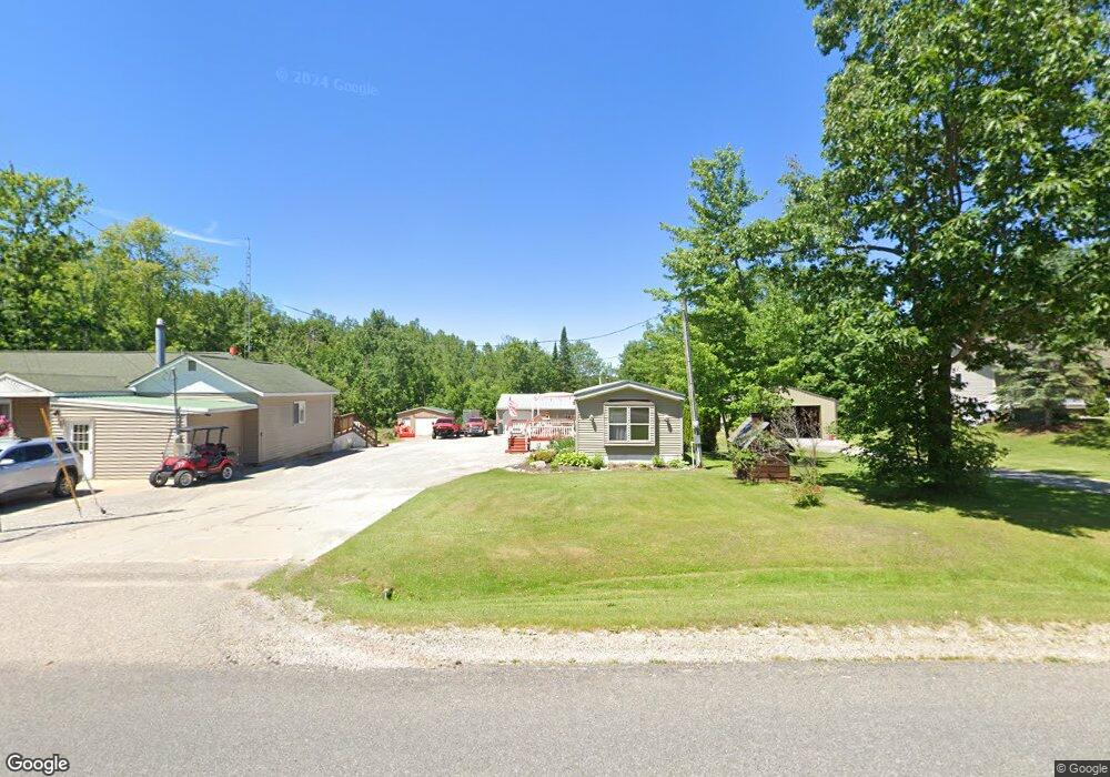 687 N Lakeview Dr, Hale, MI 48739 - photo 1