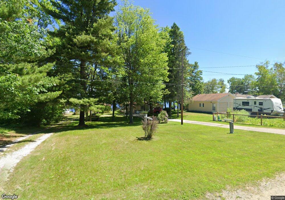 644 N Lakeview Dr, Hale, MI 48739 - photo 1