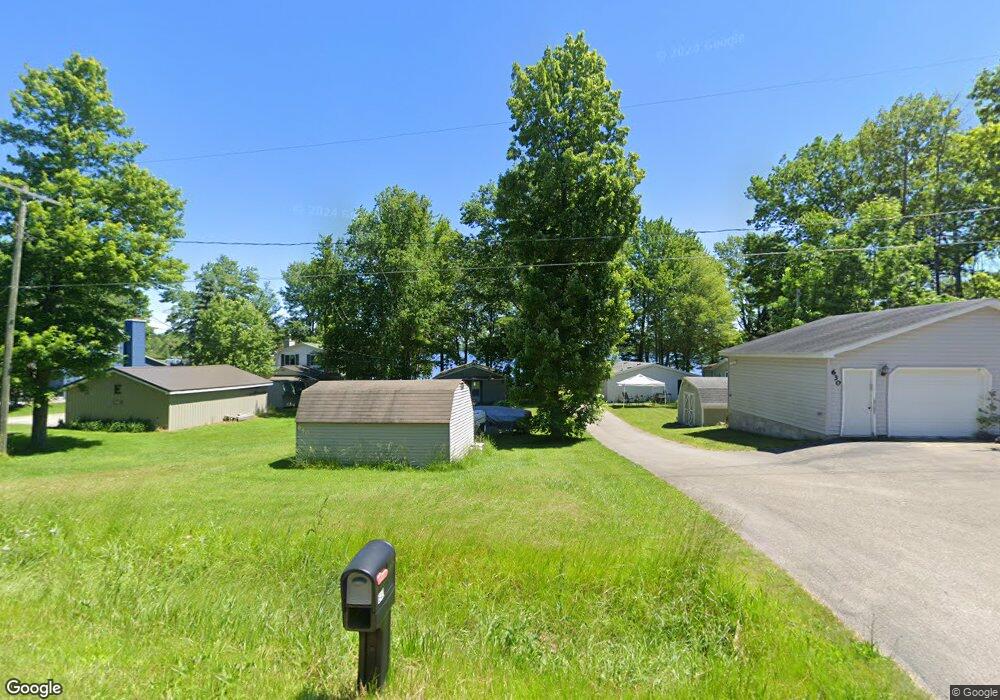 662 N Lakeview Dr, Hale, MI 48739 - photo 1