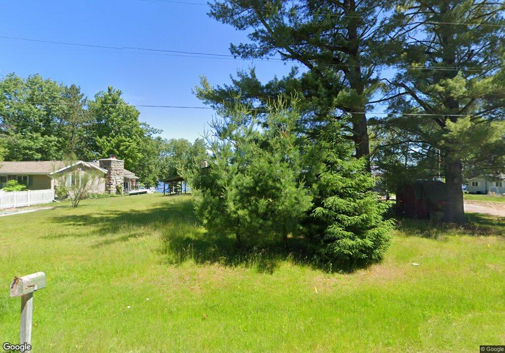 610 N Lakeview Dr, Hale, MI 48739 - photo 1