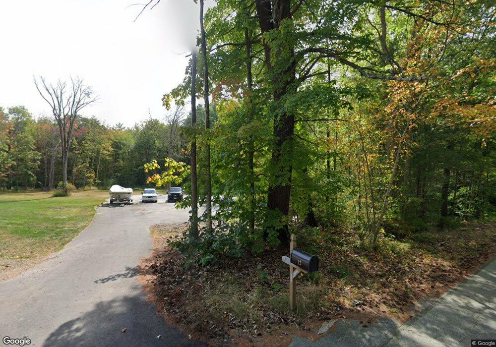 12 Mill Ln, Hampton Falls, NH 03844 - photo 1