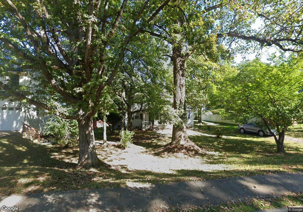 704 Ninovan Rd SE, Vienna, VA 22180 - photo 1