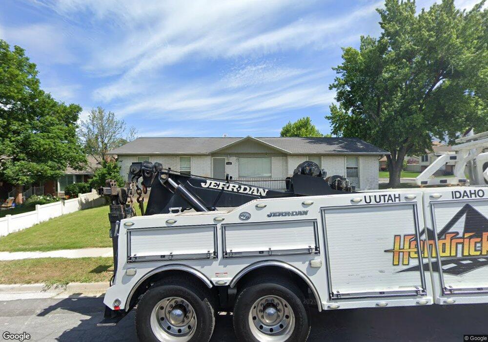 1125 Fallbrook Way, Sandy, UT 84094 - photo 1