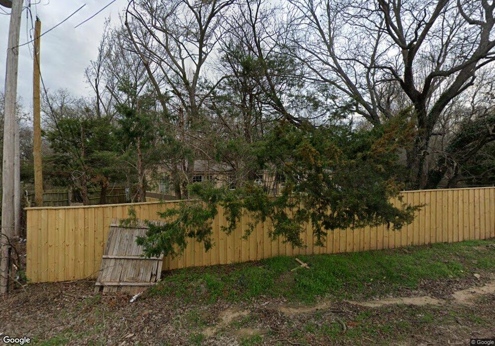 1120 Woodcrest Dr, Azle, TX 76020 - photo 1