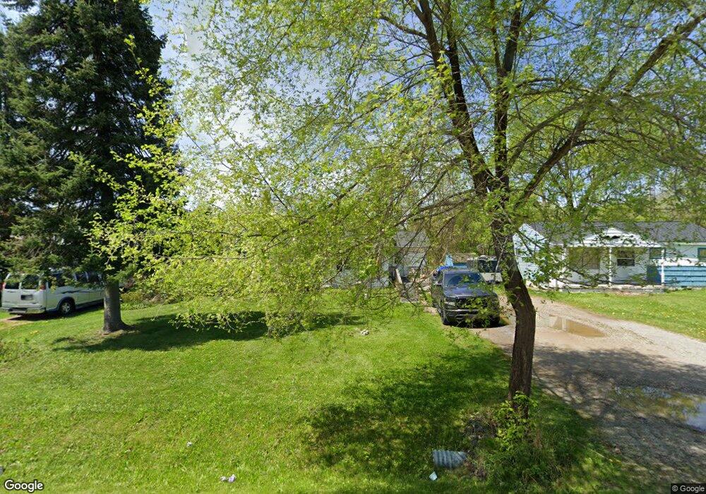 2072 Bernice Ave, Flint, MI 48532 - photo 1