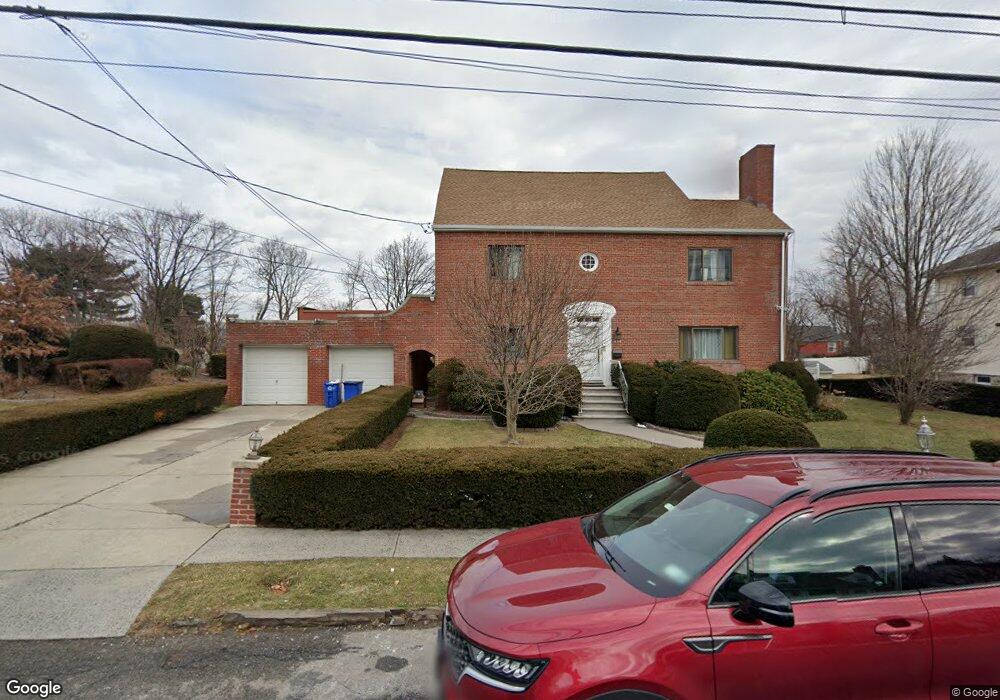 123 Ramsey Ave, Yonkers, NY 10701 - photo 1