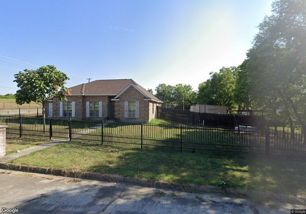 3422 NW Loraine St, Fort Worth, TX 76106 - photo 1