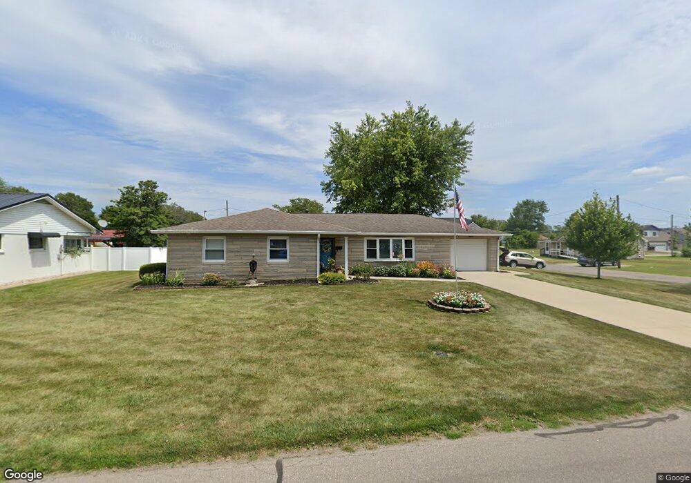 601 Franklin St, Edinburgh, IN 46124 - photo 1