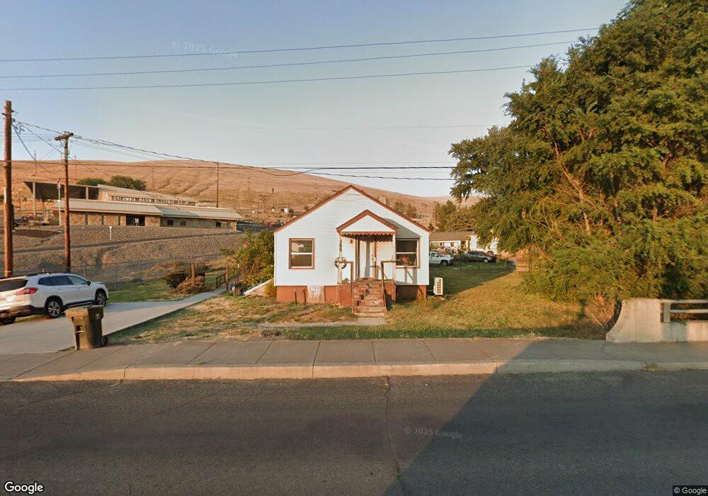 165 W Linden Way, Heppner, OR 97836 - photo 1