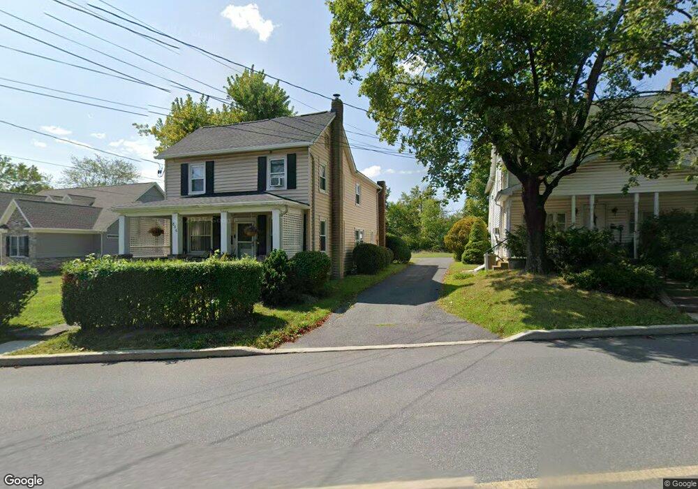 806 Alpha Rd, Wind Gap, PA 18091 - photo 1