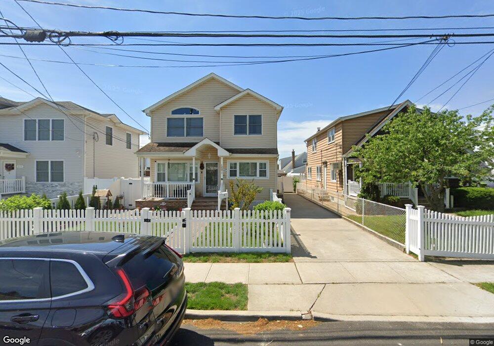 883 First Ave, Franklin Square, NY 11010 - photo 1