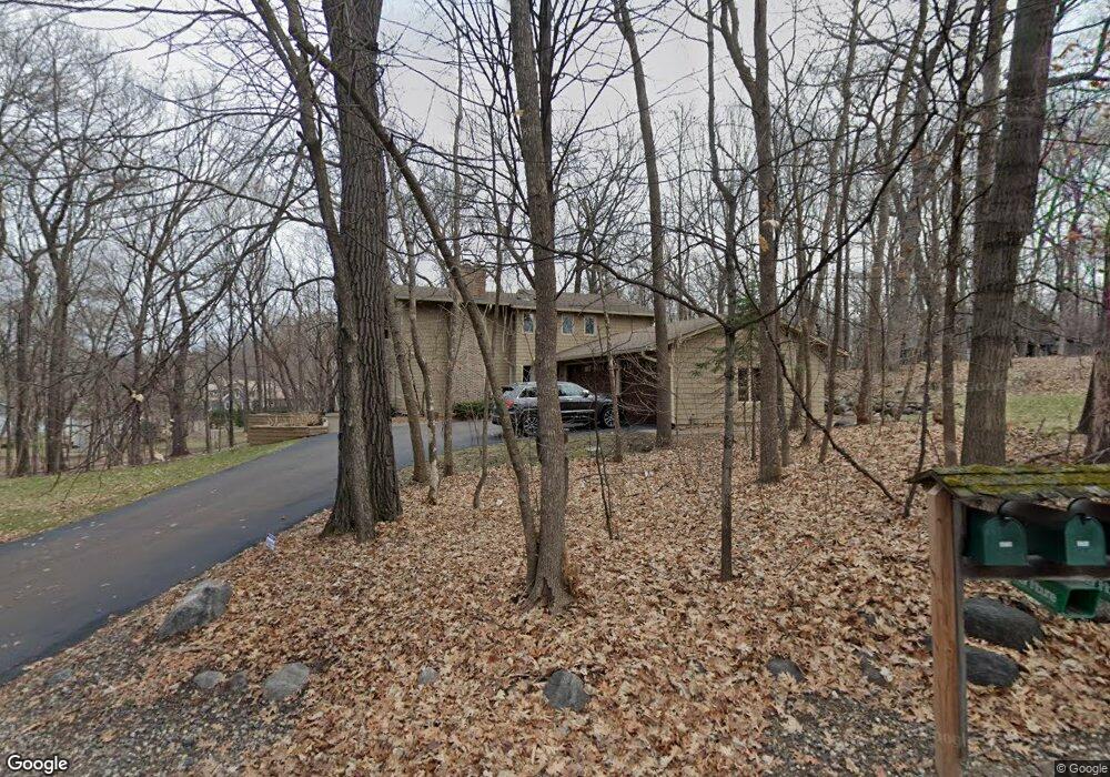 4265 Chimo East St, Wayzata, MN 55391 - photo 1