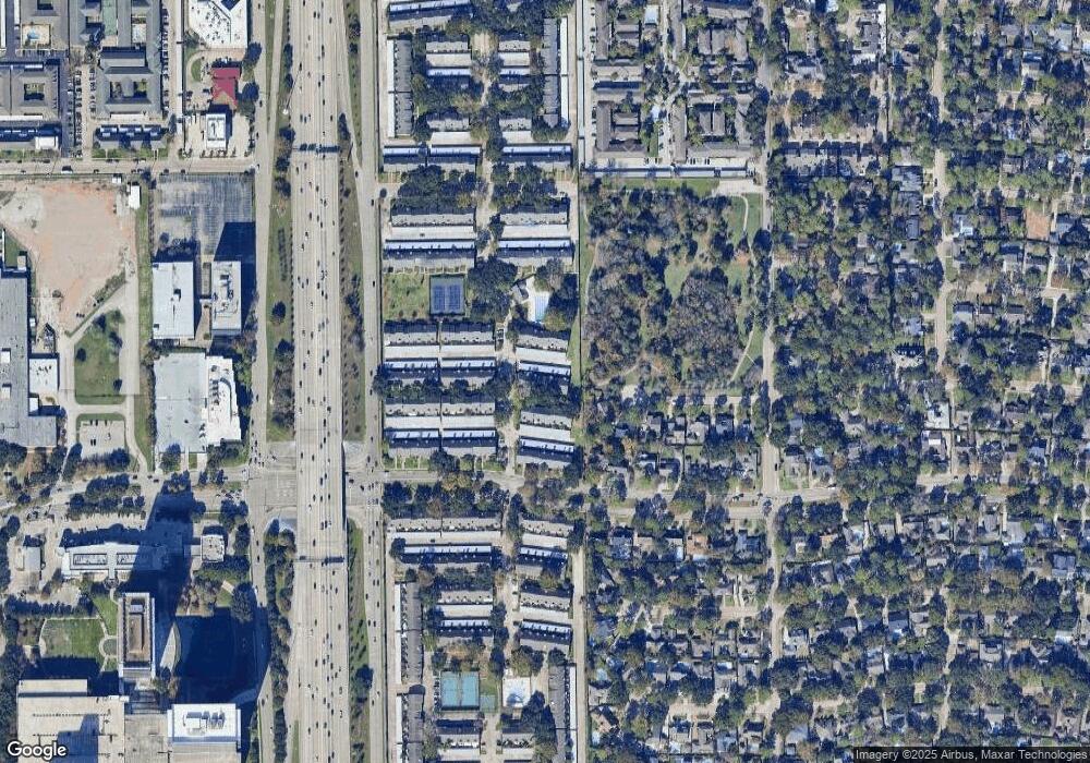 10318 Briar Forest Dr unit 28, Houston, TX 77042 - photo 1