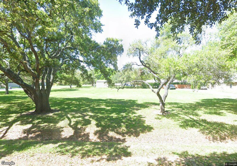 2316 Park Ave, Bay City, TX 77414 - photo 1