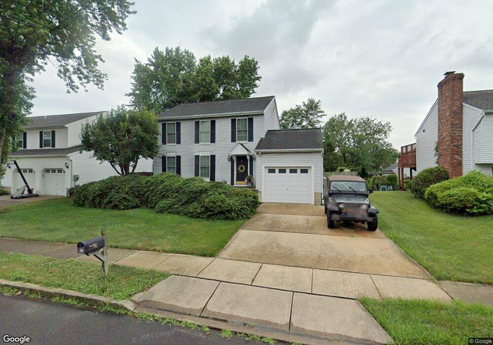 105 Independence Dr, Morrisville, PA 19067 - photo 1