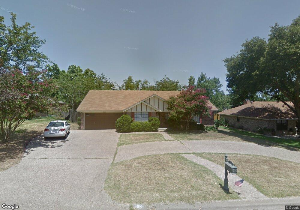 1504 Hemphill Dr, Cleburne, TX 76033 - photo 1