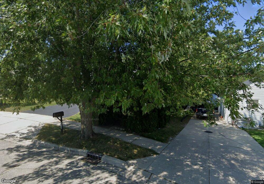 2660 W Lucia Ave, Waukegan, IL 60085 - photo 1