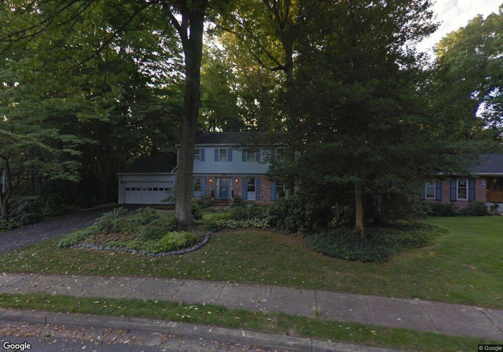 8315 Epinard Ct, Annandale, VA 22003 - photo 1