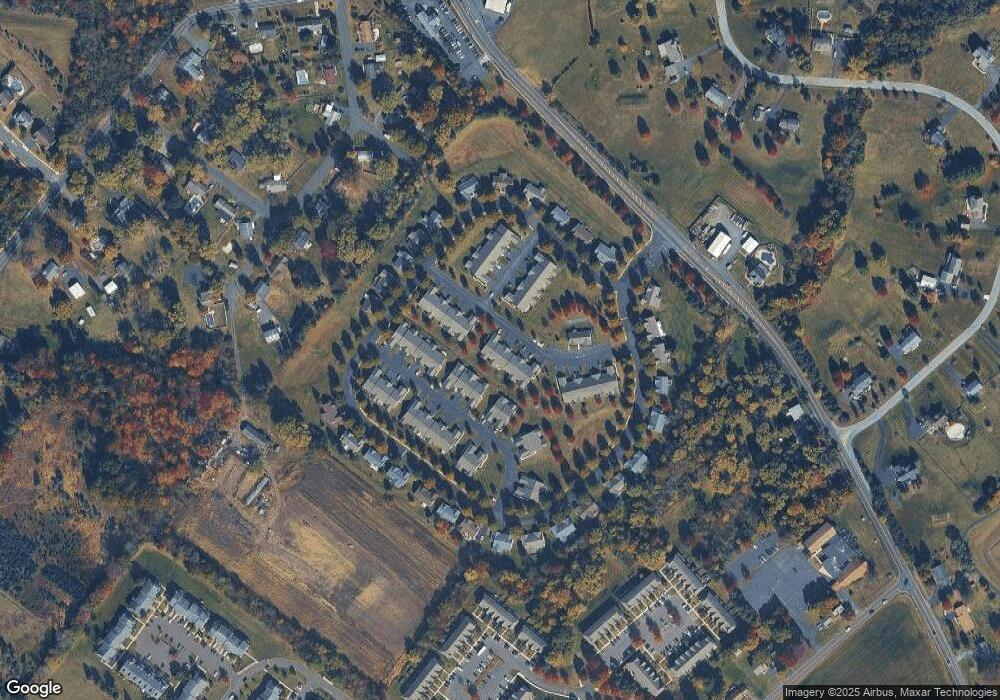 222 Franklin Ct, Royersford, PA 19468 - photo 1