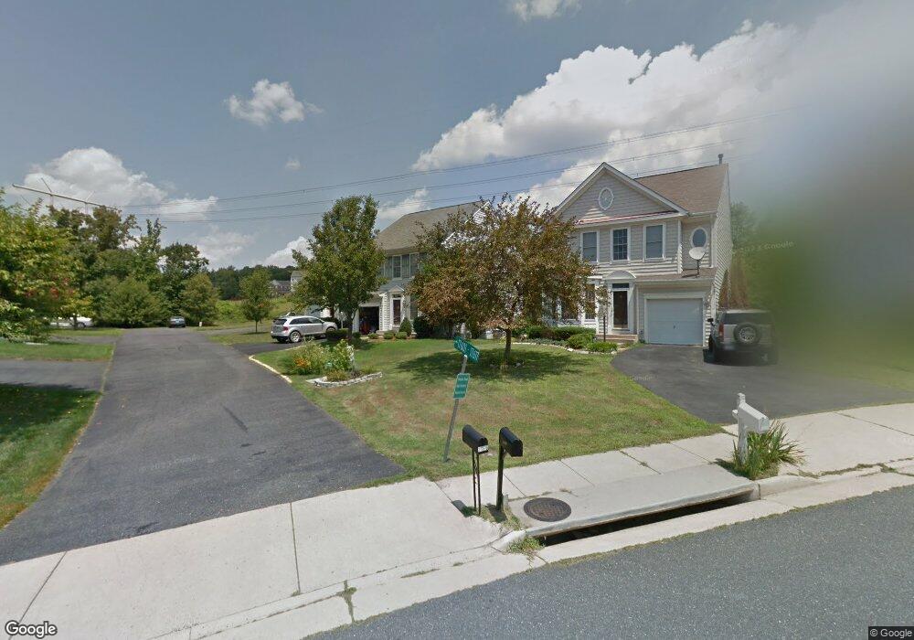 17617 Hampstead Ridge Ct, Dumfries, VA 22026 - photo 1