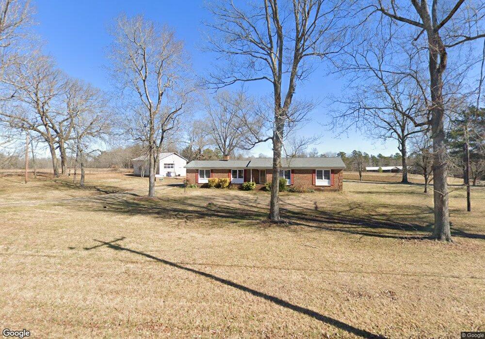 6113 Jonquil Dr, Greensboro, NC 27407 - photo 1