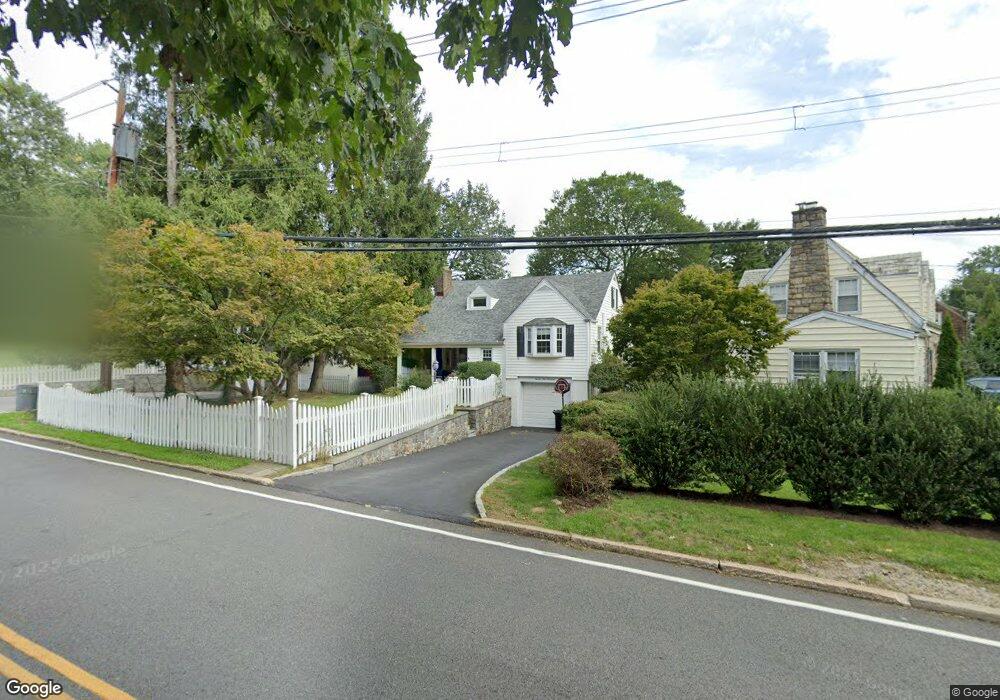 21 Rockland Ave, Larchmont, NY 10538 - photo 1