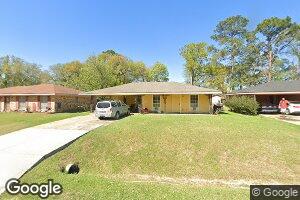 127 Radcliffe Dr, Lafayette, LA 70501