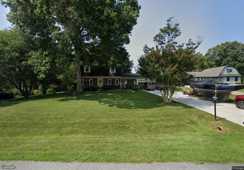 4712 Hollister Dr, Greensboro, NC 27407 - photo 1