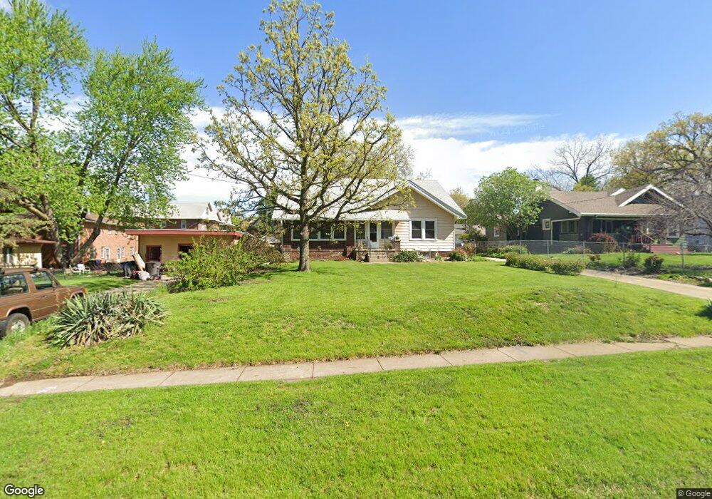 3015 School St, Des Moines, IA 50311 - photo 1